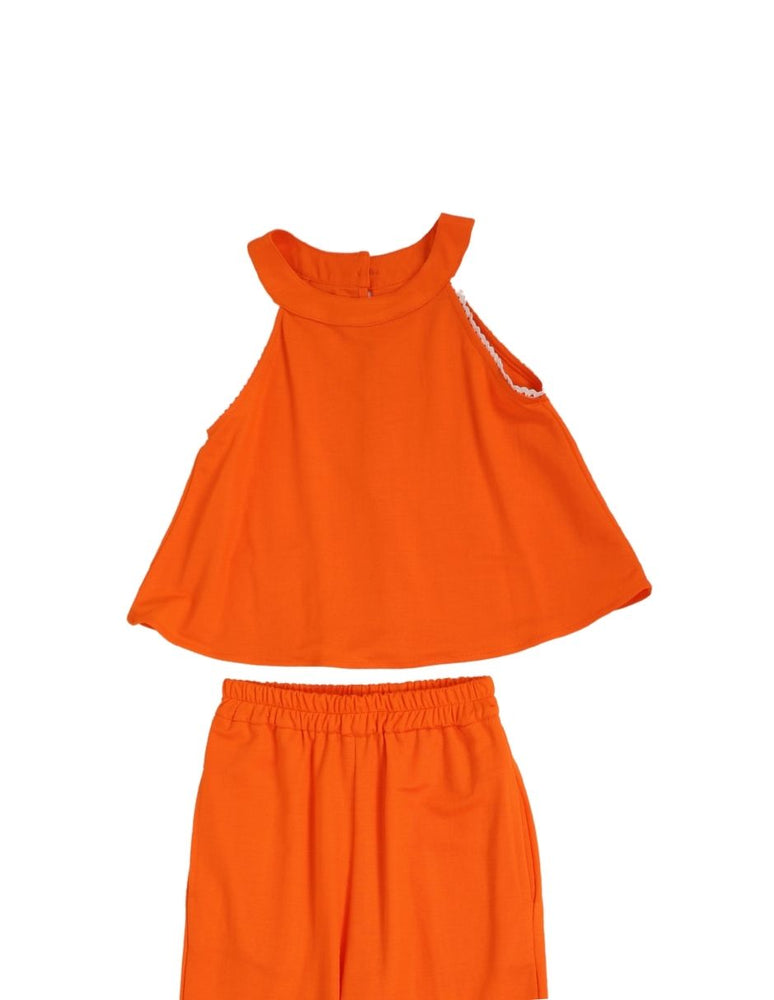 
                  
                    SET RINA HALTER
                  
                